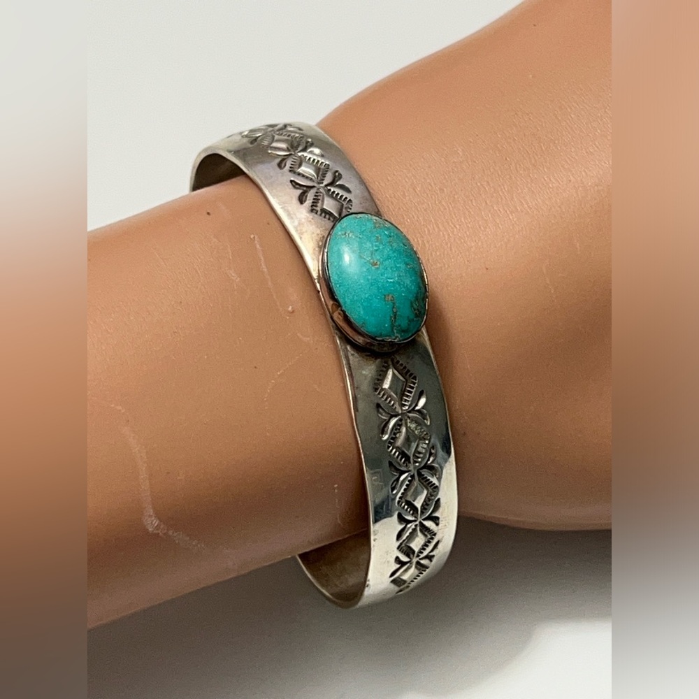 DOUGLAS ETSITTY Navajo Sterling Silver Cuff Bracelet 7" 29.13g Southwestern